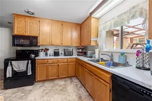 1400 Teakwood, Hemet, CA 92543 - Photo 9