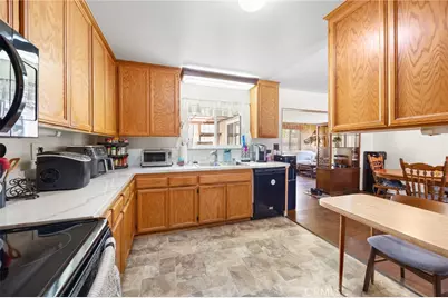 1400 Teakwood, Hemet, CA 92543 - Photo 11