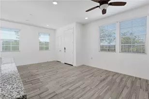 40410 Calle Real, Murrieta, CA 92563 - Photo 11