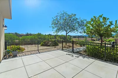 40410 Calle Real, Murrieta, CA 92563 - Photo 7