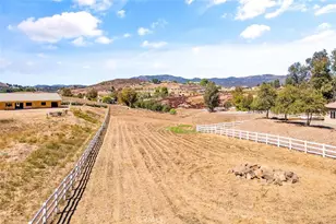 39985 Calle De Suenos, Murrieta, CA 92562 - Photo 37