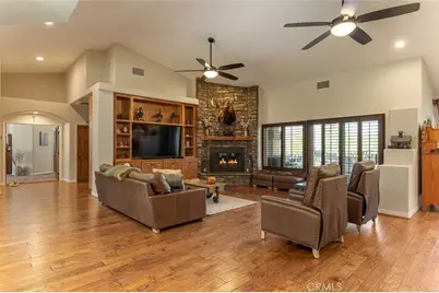39985 Calle De Suenos, Murrieta, CA 92562 - Photo 9