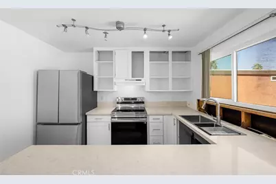 1605 Pentecost #8, San Diego, CA 92105 - Photo 15