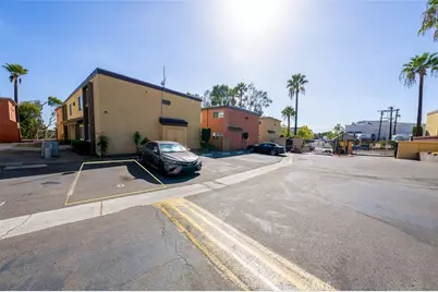 1605 Pentecost #8, San Diego, CA 92105 - Photo 27