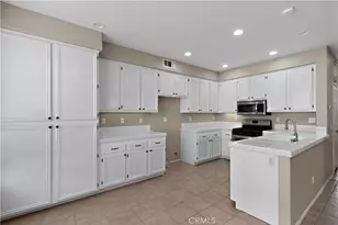 255 Roxanne Ln, Corona, CA 92882 - Photo 17