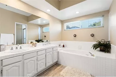 39309 Via Monserate, Murrieta, CA 92563 - Photo 33