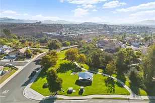 39309 Via Monserate, Murrieta, CA 92563 - Photo 51