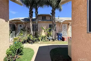 823 W 81st, Los Angeles, CA 90044 - Photo 9