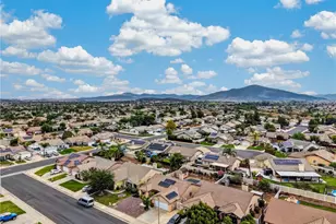 36430 Rotterdam, Winchester, CA 92596 - Photo 35