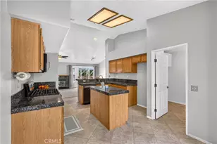 36430 Rotterdam, Winchester, CA 92596 - Photo 41