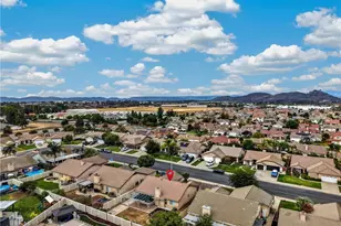 36430 Rotterdam, Winchester, CA 92596 - Photo 31