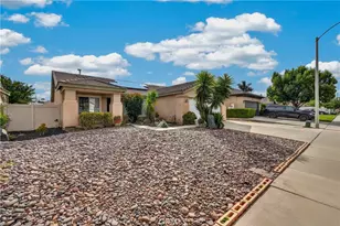 36430 Rotterdam, Winchester, CA 92596 - Photo 27