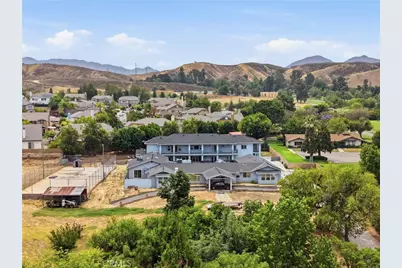 24163 Barton, Loma Linda, CA 92354 - Photo 71