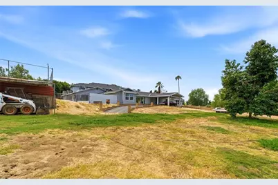 24163 Barton, Loma Linda, CA 92354 - Photo 57