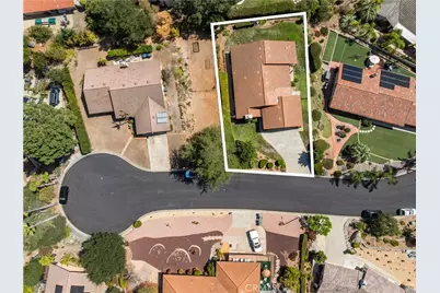28235 Stonington, Escondido, CA 92026 - Photo 5