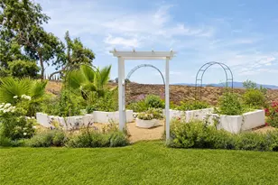 31383 Overcrest, Redlands, CA 92374 - Photo 7