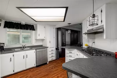 1466 Glengrove Square, Corona, CA 92882 - Photo 15