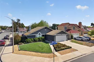 25998 Summer Dawn Ct, Murrieta, CA 92563 - Photo 37