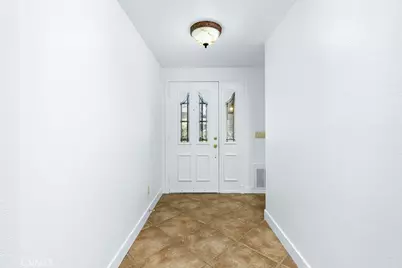 31211 Corte Alhambra, Temecula, CA 92592 - Photo 5