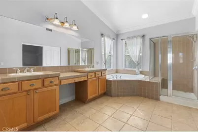 33421 Barrington Drive, Temecula, CA 92592 - Photo 37