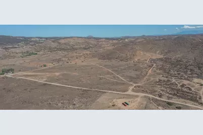 42215 Mariette Street, Hemet, CA 92543 - Photo 3