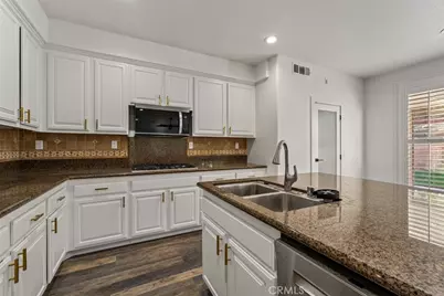 27367 Pinyon, Murrieta, CA 92562 - Photo 23