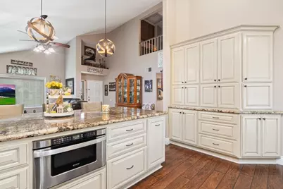 36345 Provence, Murrieta, CA 92562 - Photo 9