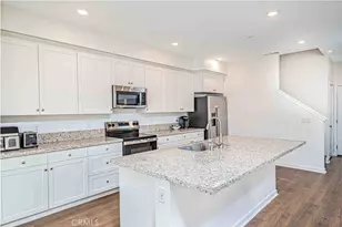 33197 Opal Glass Dr, Winchester, CA 92596 - Photo 7