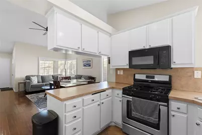 25641 Roylene Drive, Sun City, CA 92586 - Photo 9