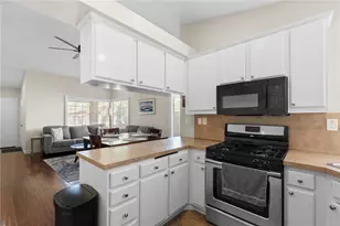 25641 Roylene Dr, Sun City, CA 92586 - Photo 9