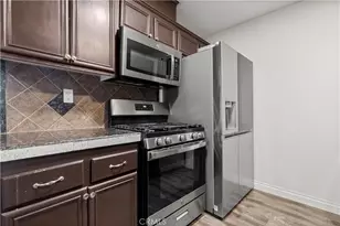 7177 Sunny Pl, Yucca Valley, CA 92284 - Photo 9