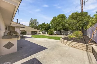 3401 Broadmoor Boulevard, San Bernardino, CA 92404 - Photo 67