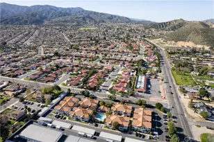 16377 Lakeshore Dr, Lake Elsinore, CA 92530 - Photo 23