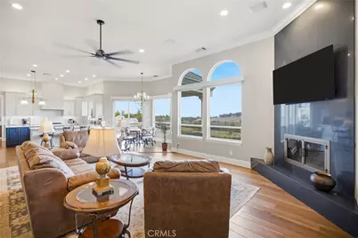 41653 Oak Trail Court, Murrieta, CA 92562 - Photo 13