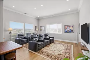 41653 Oak Trail Ct, Murrieta, CA 92562 - Photo 19