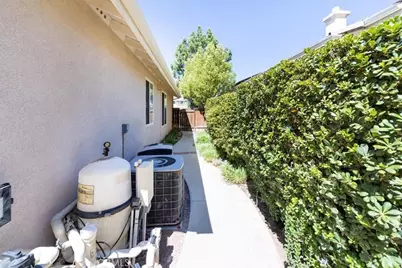 39687 Corte Gata, Murrieta, CA 92562 - Photo 47