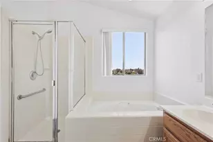 41851 Vardon Dr, Temecula, CA 92591 - Photo 17
