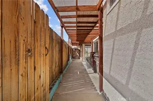 29688 Via Naravilla, Sun City, CA 92586 - Photo 35