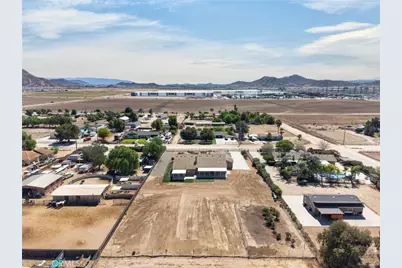 29320 Calle De Caballos, Menifee, CA 92585 - Photo 67