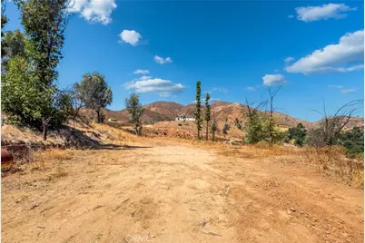 13700 Monte Vista, Lake Elsinore, CA 92530 - Photo 17