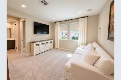 30826 Bloomfest, Murrieta, CA 92563 - Photo 9