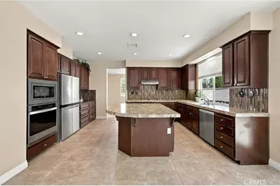 31538 Whitefield Court, Murrieta, CA 92563 - Photo 7