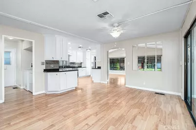 1300 W Menlo Avenue #55, Hemet, CA 92543 - Photo 7