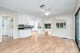 1300 W Menlo Ave, Hemet, CA 92543 - Photo 7
