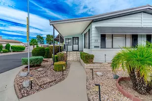 1300 W Menlo Ave, Hemet, CA 92543 - Photo 5