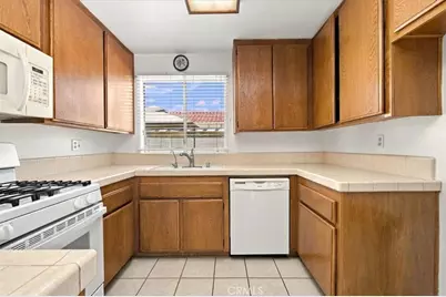 26132 Bluebell Street, Menifee, CA 92586 - Photo 9