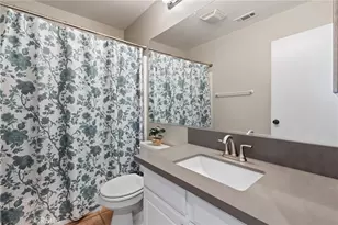 30299 Island Bay Ln, Murrieta, CA 92563 - Photo 23