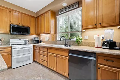 28728 Sunridge Court, Menifee, CA 92584 - Photo 15