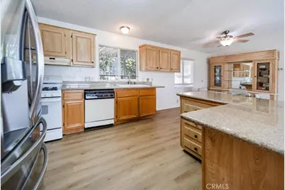 28698 Via Princesa, Murrieta, CA 92563 - Photo 17