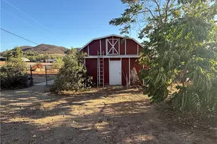 25205 Bundy Canyon, Menifee, CA 92584 - Photo 5